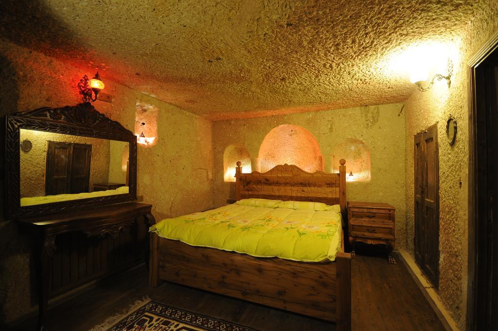 Kardesler Cave Hotel Ürgüp Bilik gambar